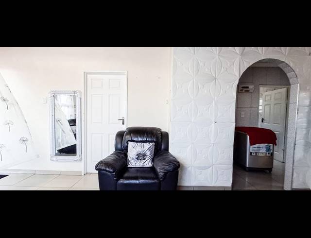 3 BEDROOM HOUSE FOR SALE IN BROOKDALE